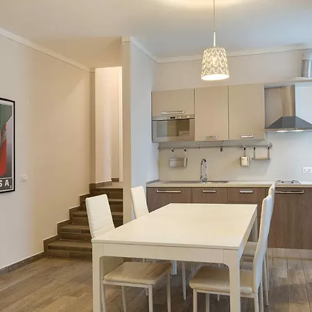 Apartamento La Lombarda - By Impero House *