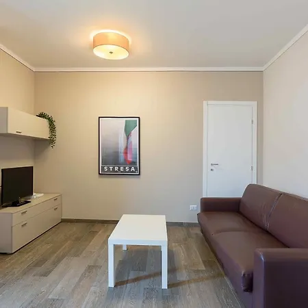 Apartamento La Lombarda - By Impero House Stresa