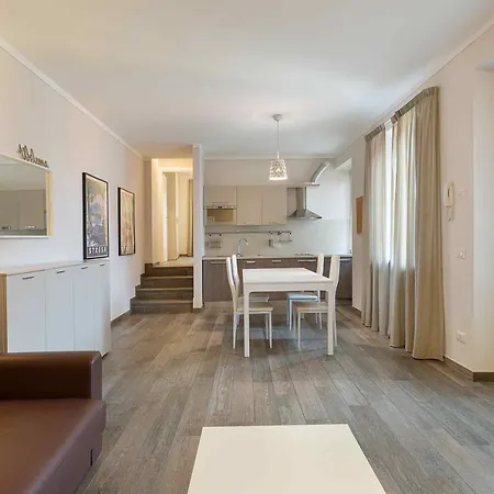 La Lombarda - By Impero House Apartamento