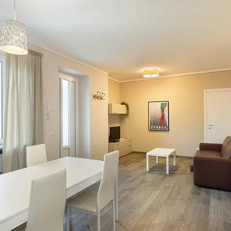La Lombarda - By Impero House * Stresa